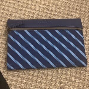 Brooks Brothers for United Striped Navy Toiletry Pouch with Light Blue Accents